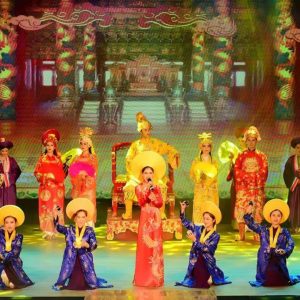 Evening Ao Dai Show & Dinner in Da Nang and Hoi An